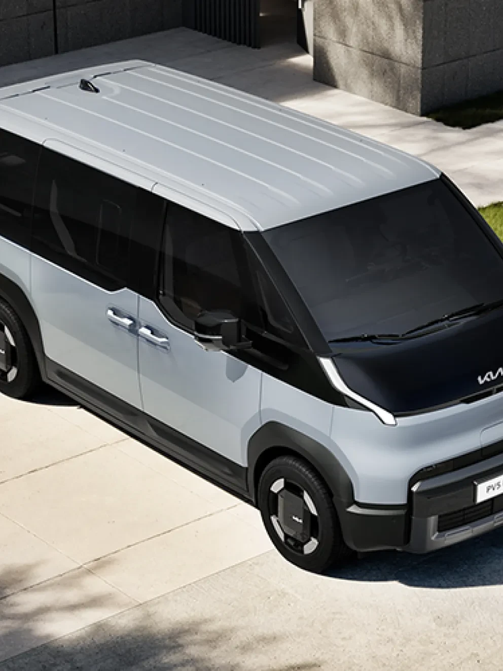 Kia PV5 Passenger 600x500