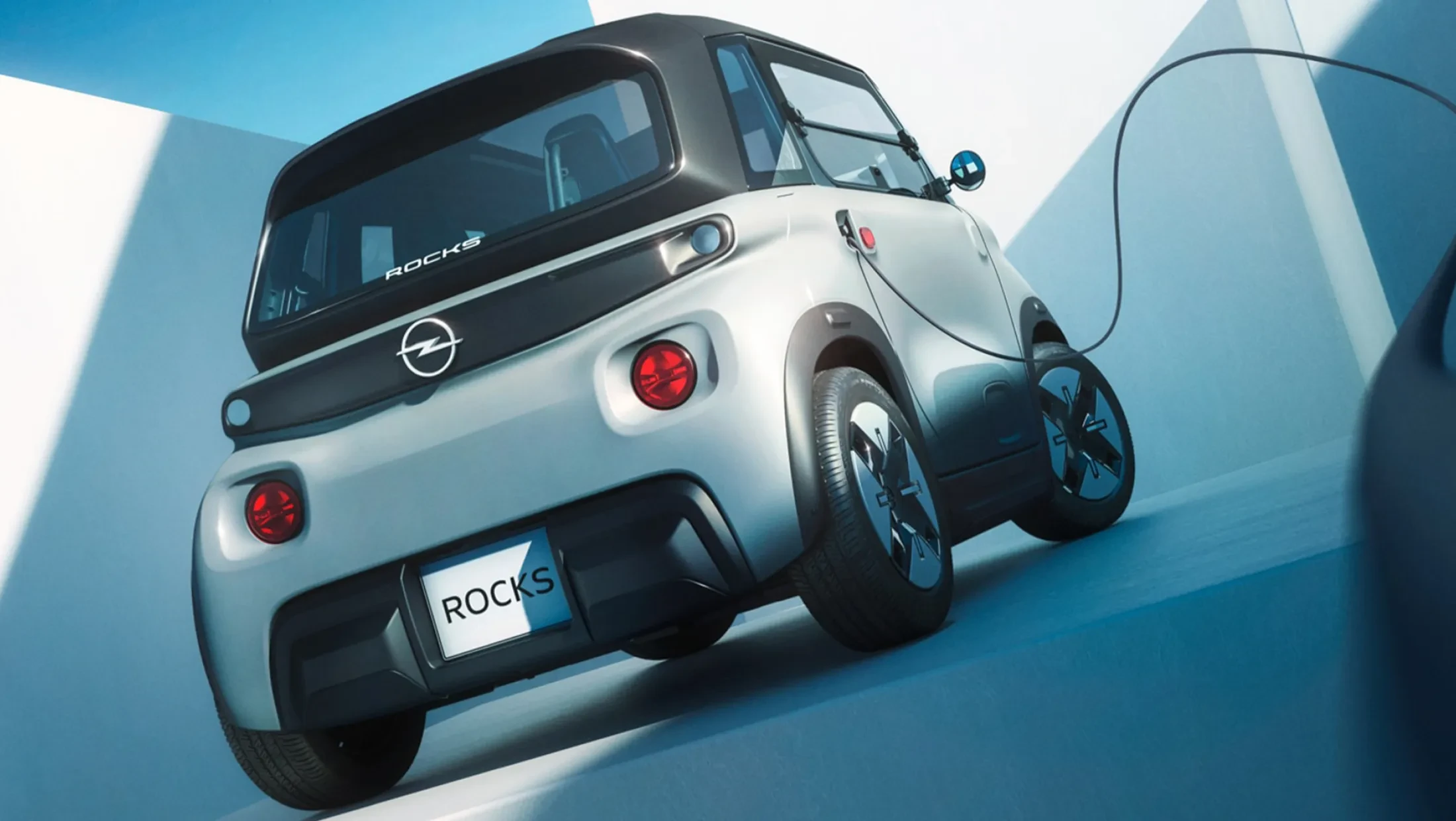 Nieuwe Opel Rocks Electric laden